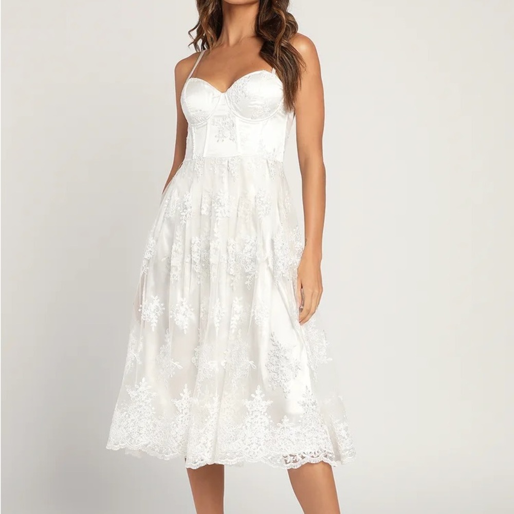 Lulus My Darling Daydreamer White Lace Bustier Midi Dress!
